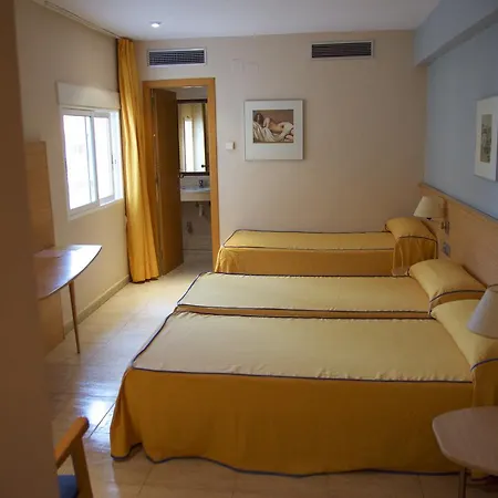 Marbella Hotel *